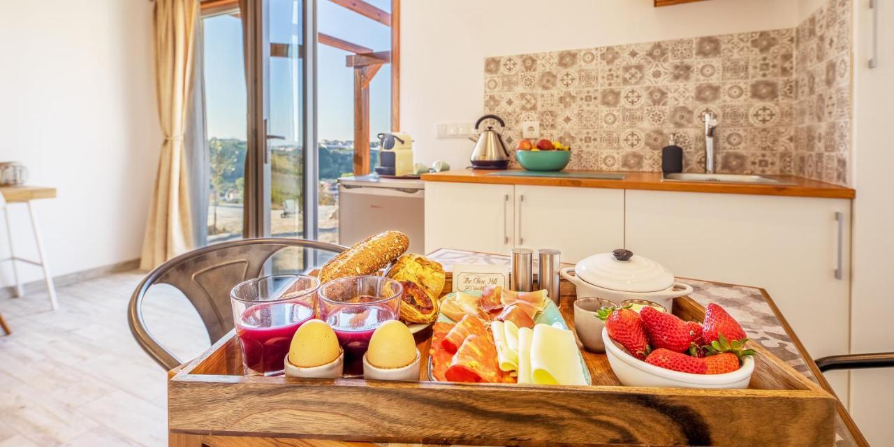 The Olive Hill Guesthouse Баталья Экстерьер фото