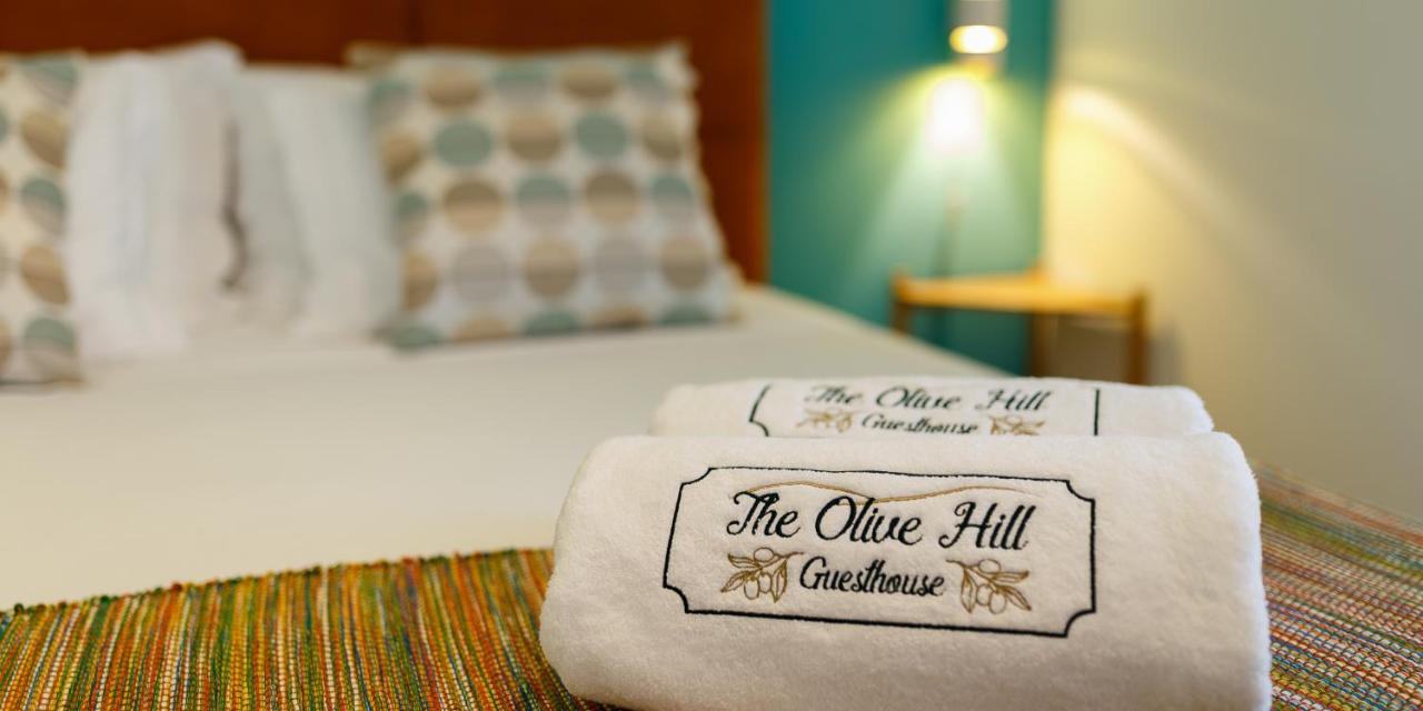 The Olive Hill Guesthouse Баталья Экстерьер фото